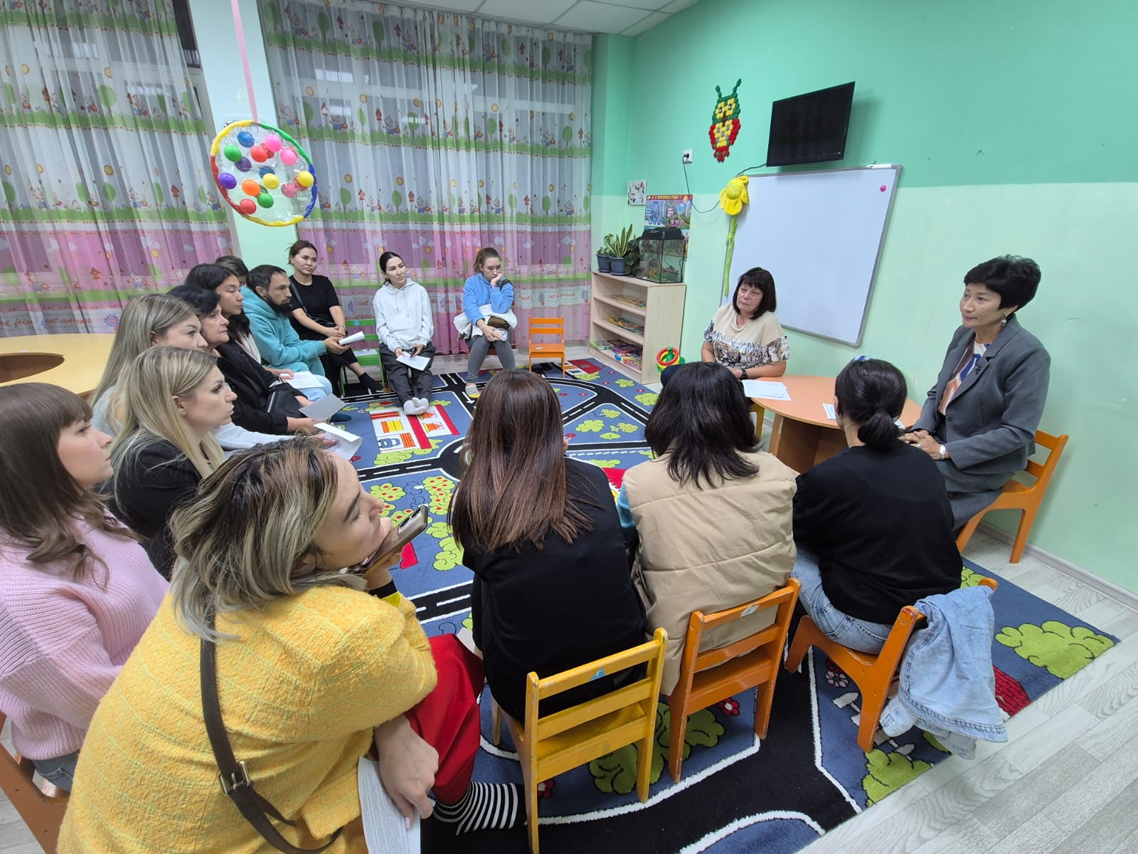 "Мы в средней группе !" Ортаңғы "Күнбағыс "тобы